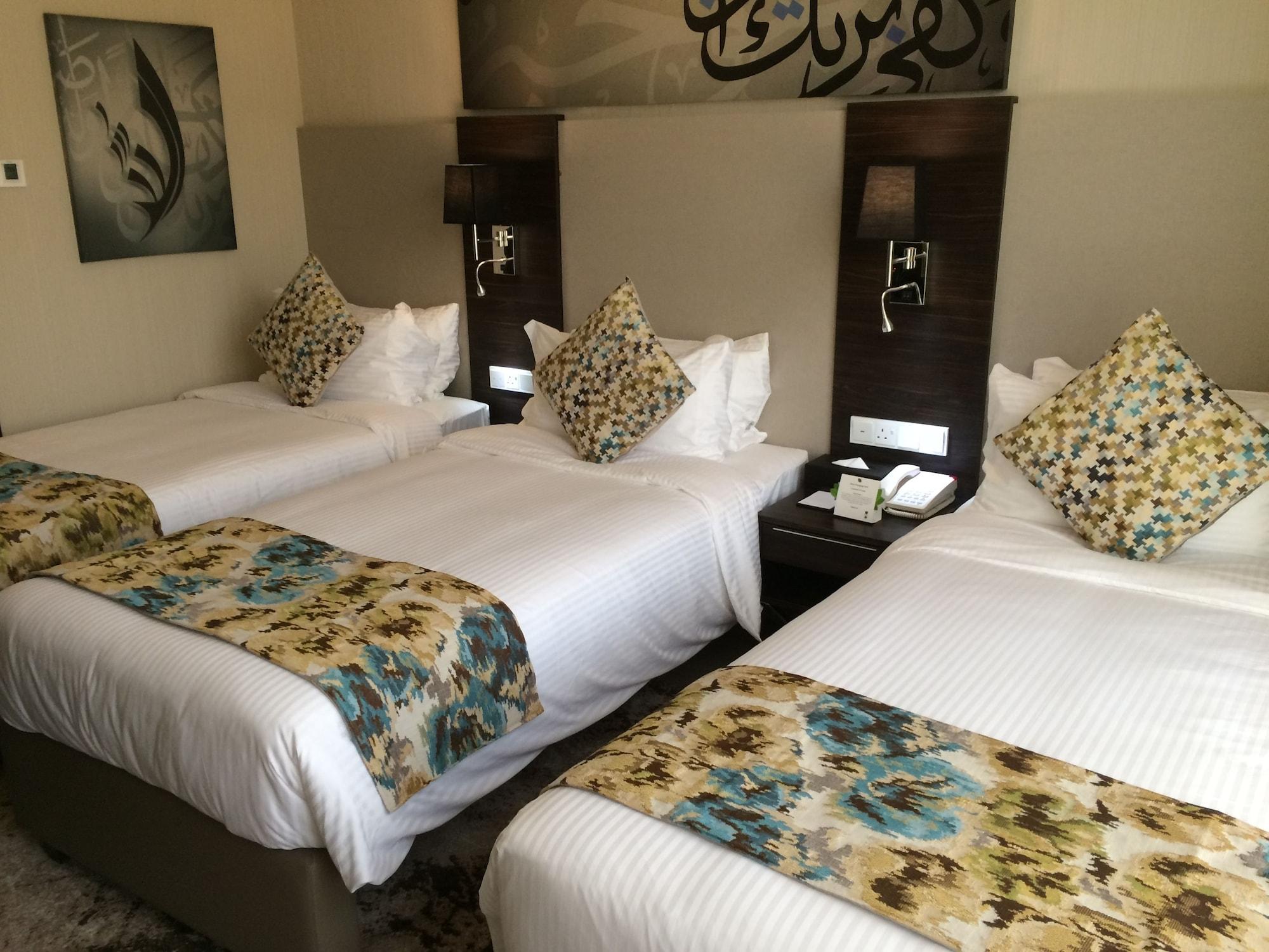 M Hotel Makkah By Millennium Mekka Exteriör bild A room at the hotel