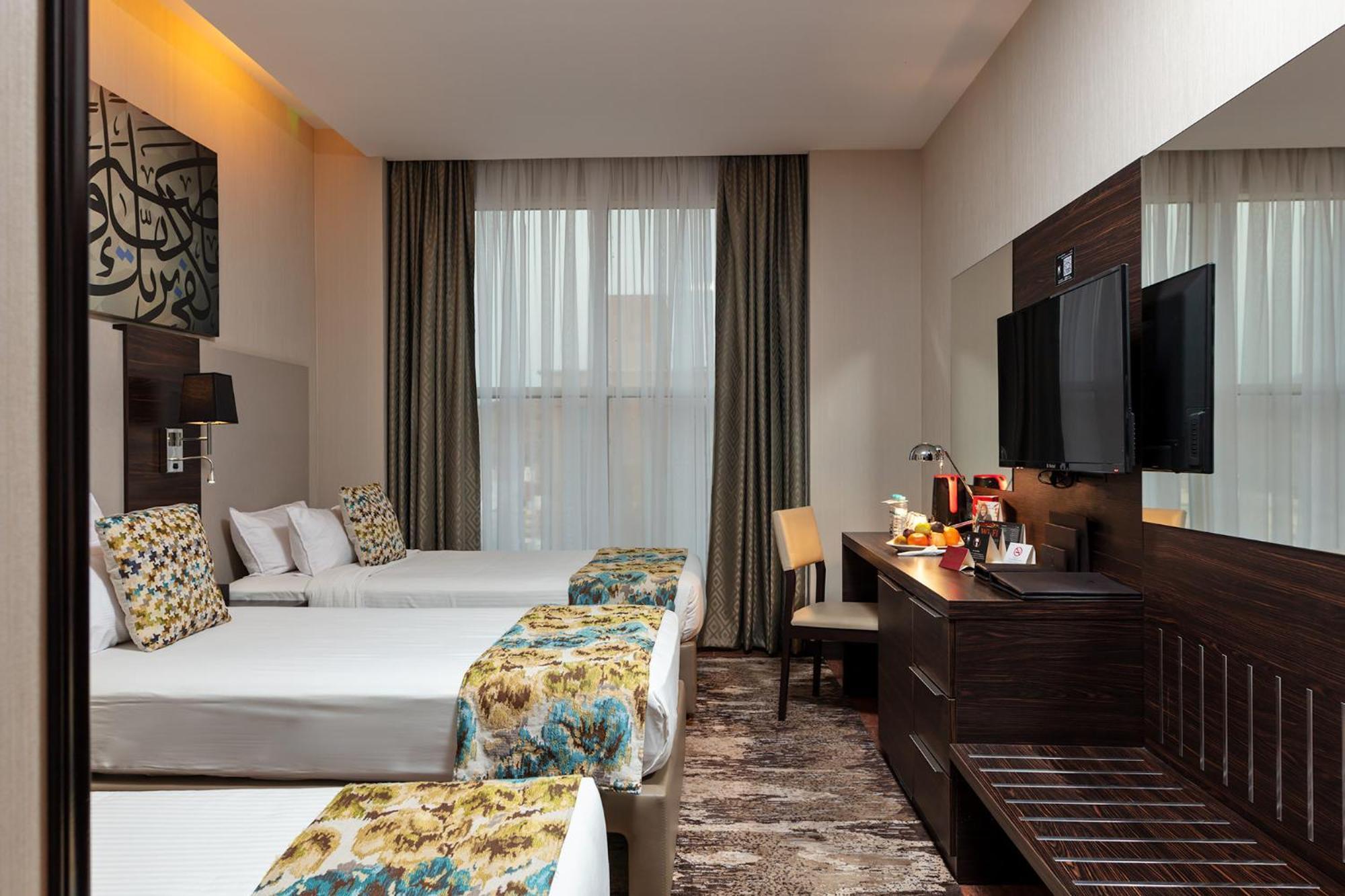 M Hotel Makkah By Millennium Mekka Exteriör bild A room at the hotel